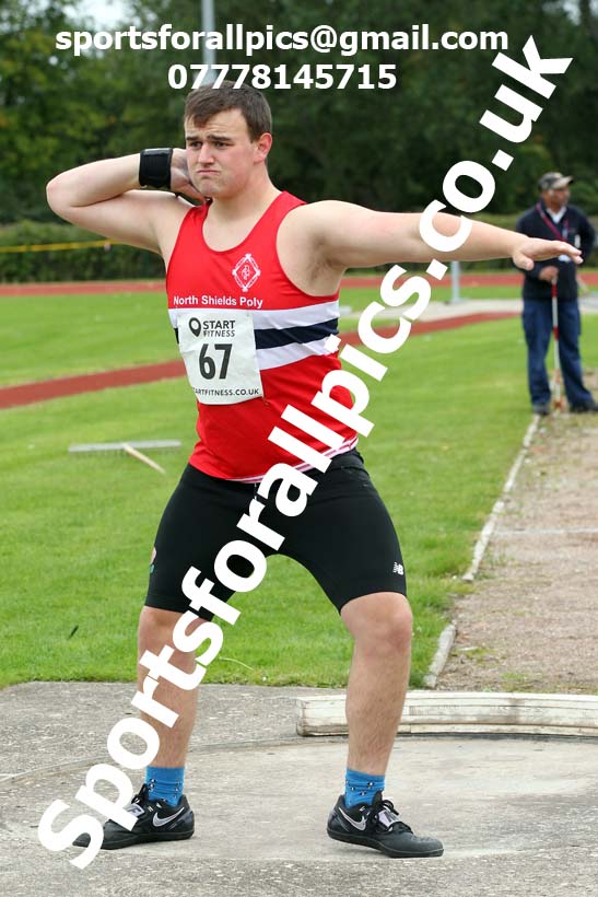 Shot putt, NECAA Open Meeting, Morpeth, Sunday, September 27th. David T. Hewitson/Sports for All Pics